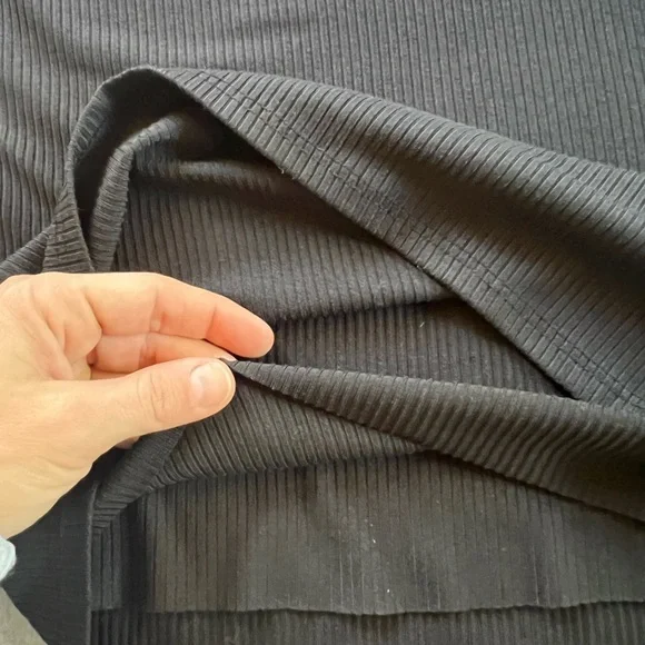 Gaze Black Sleeveless Dress - Picture 3 of 5